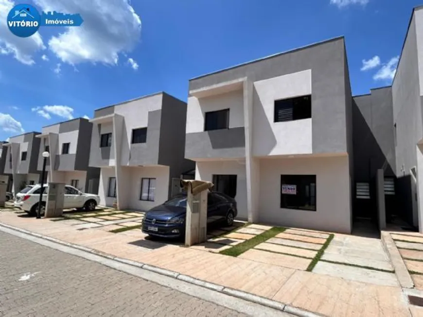 Foto 1 de Casa de Condomínio com 2 Quartos à venda, 69m² em Jardim Villaça, São Roque