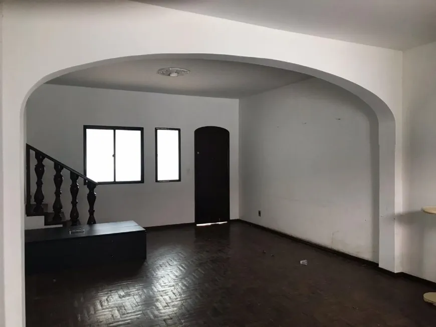 Foto 1 de Casa com 3 Quartos à venda, 350m² em Horto, Vitória