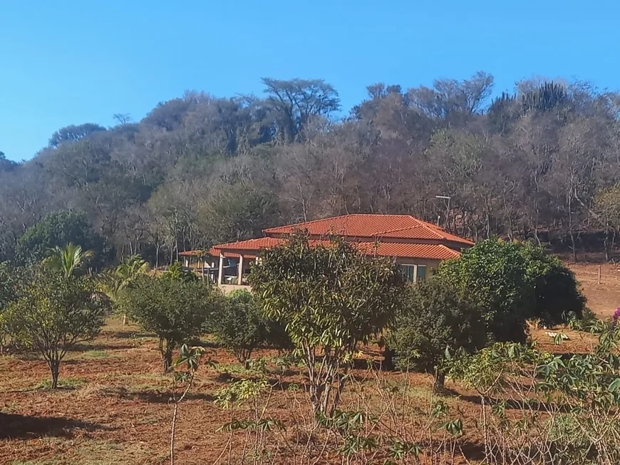 Foto 1 de Fazenda/Sítio com 3 Quartos à venda, 85m² em Zona Rural, Porto Feliz