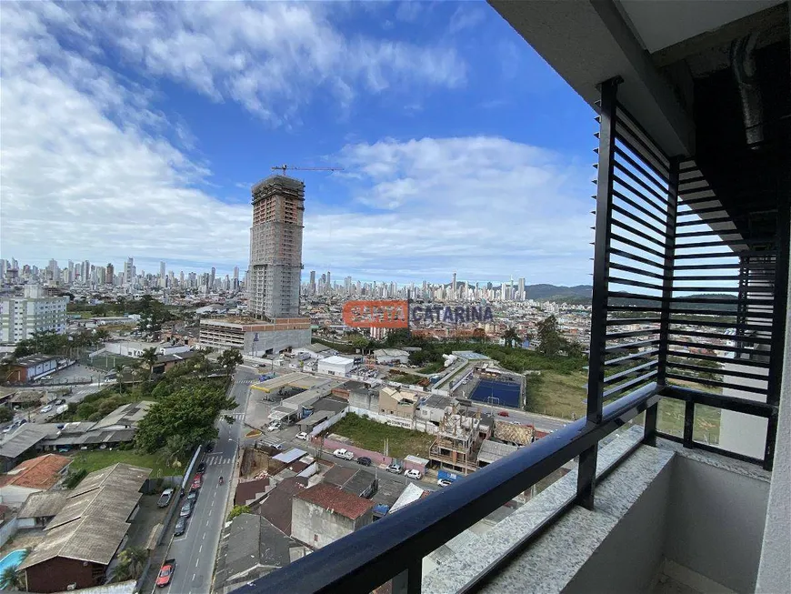 Foto 1 de Apartamento com 3 Quartos à venda, 87m² em Tabuleiro, Camboriú