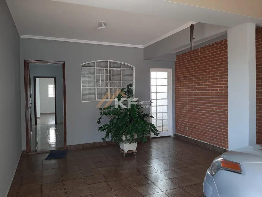 Foto 1 de Casa com 3 Quartos à venda, 190m² em Independência, Ribeirão Preto