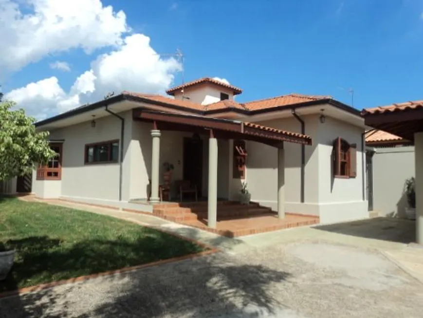 Foto 1 de Casa com 3 Quartos à venda, 215m² em Vila Agostinho Francisco de Assis, Limeira
