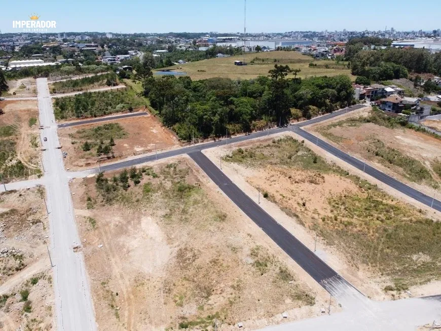 Foto 1 de Lote/Terreno à venda, 345m² em Nossa Senhora da Saúde, Caxias do Sul