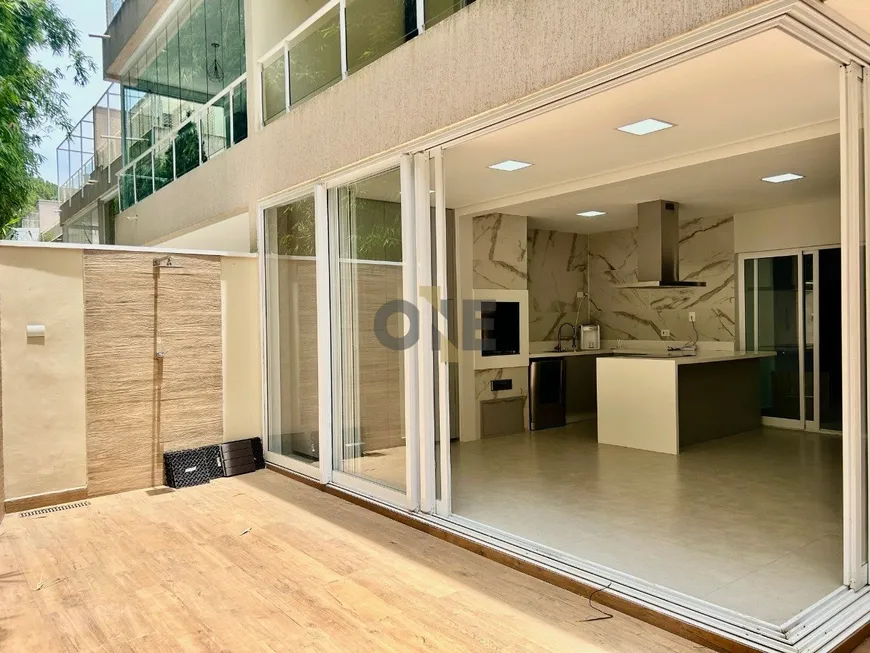 Foto 1 de Casa de Condomínio com 3 Quartos à venda, 203m² em Granja Viana, Cotia