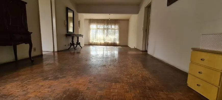 Foto 1 de Casa com 4 Quartos à venda, 335m² em Vila Cidade Universitária, Bauru