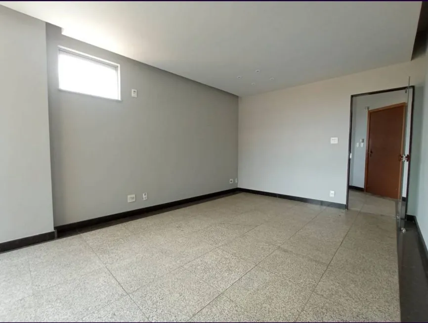 Foto 1 de Ponto Comercial para alugar, 32m² em Funcionários, Belo Horizonte