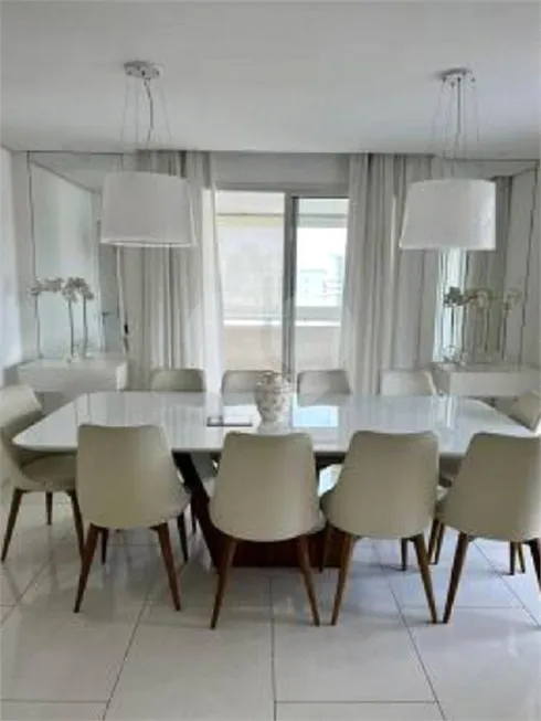 Foto 1 de Apartamento com 3 Quartos à venda, 261m² em Jardim Sul, São Paulo