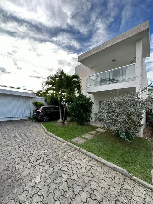 Foto 1 de Casa de Condomínio com 4 Quartos à venda, 151m² em Miragem, Lauro de Freitas