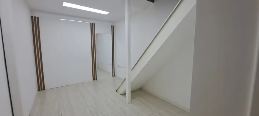 Foto 1 de Ponto Comercial para alugar, 46m² em Recreio Dos Bandeirantes, Rio de Janeiro