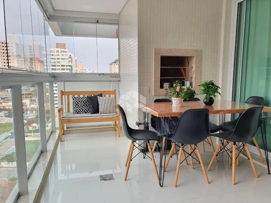 Foto 1 de Apartamento com 2 Quartos à venda, 101m² em Beira Mar, Florianópolis
