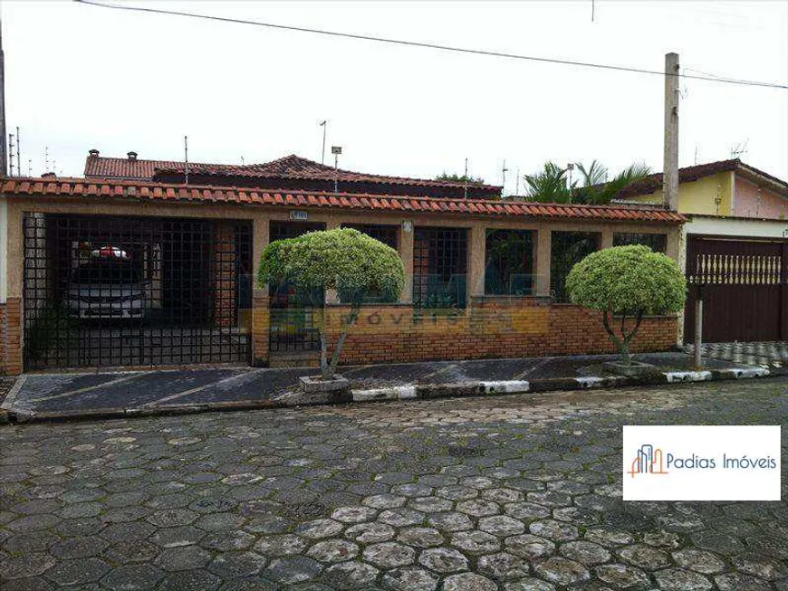 Foto 1 de Casa com 7 Quartos à venda, 284m² em Vila Anhanguera, Mongaguá