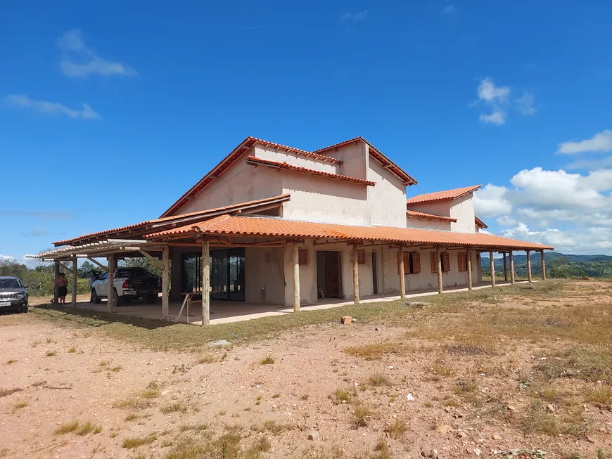 Foto 1 de Fazenda/Sítio com 5 Quartos à venda, 40000m² em Zona Rural, Taquaraçu de Minas