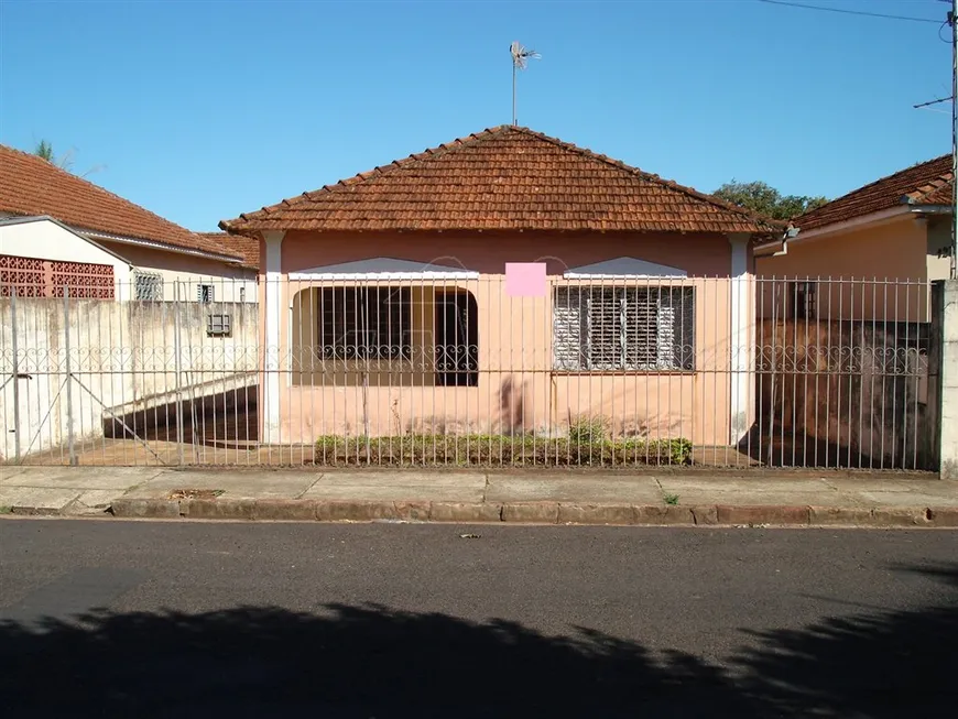 Foto 1 de Casa com 3 Quartos à venda, 120m² em Vila Xavier, Araraquara