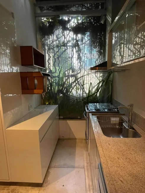 Foto 1 de Casa com 2 Quartos para alugar, 115m² em Jardim Paulista, São Paulo