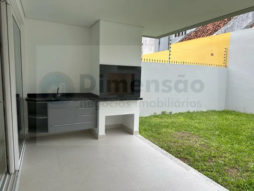 Foto 1 de Casa com 3 Quartos à venda, 145m² em Córrego Grande, Florianópolis