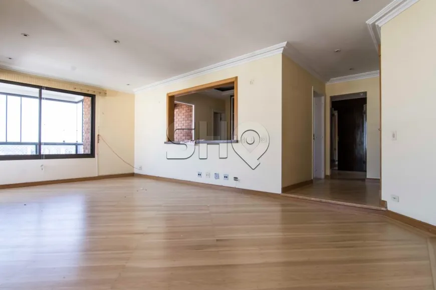 Foto 1 de Apartamento com 4 Quartos para alugar, 240m² em Perdizes, São Paulo