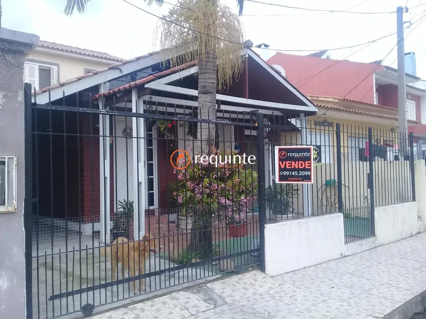 Foto 1 de Casa com 4 Quartos à venda, 238m² em Umuharama, Pelotas