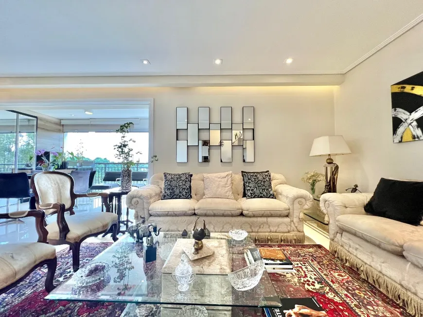 Foto 1 de Apartamento com 2 Quartos à venda, 144m² em Alphaville, Santana de Parnaíba