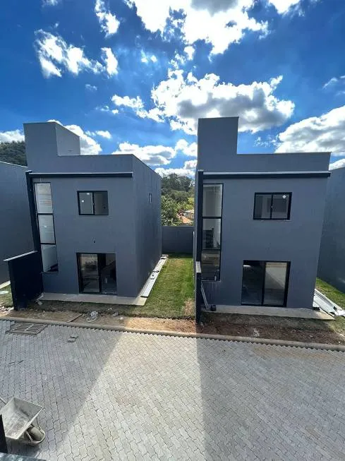 Foto 1 de Casa de Condomínio com 2 Quartos à venda, 70m² em Santo Antonio da Barra, Pedro Leopoldo