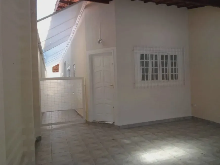 Foto 1 de Casa com 2 Quartos à venda, 85m² em Residencial União, São José dos Campos