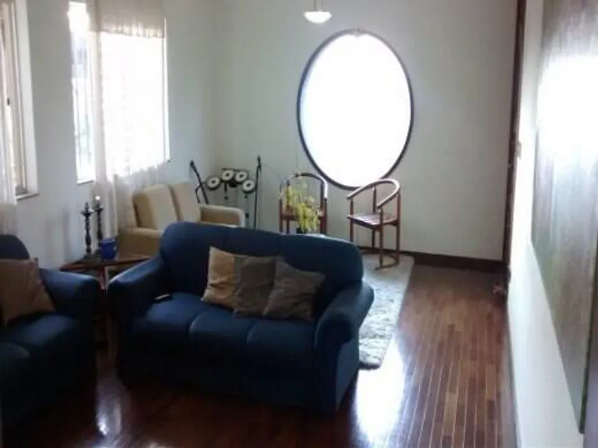 Foto 1 de Casa com 4 Quartos à venda, 266m² em São Lucas, Belo Horizonte