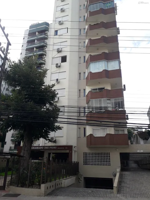 Foto 1 de Apartamento com 3 Quartos à venda, 171m² em Agronômica, Florianópolis