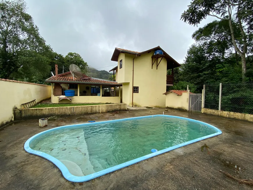 Foto 1 de Fazenda/Sítio com 3 Quartos à venda, 2349m² em Costas, Paraisópolis