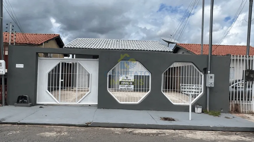 Foto 1 de Casa com 2 Quartos à venda, 45m² em Recanto dos Pássaros, Cuiabá