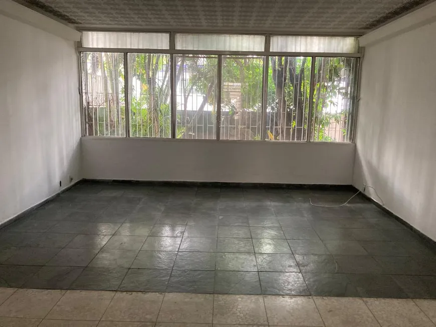 Foto 1 de Sobrado com 3 Quartos à venda, 212m² em Vila Monumento, São Paulo