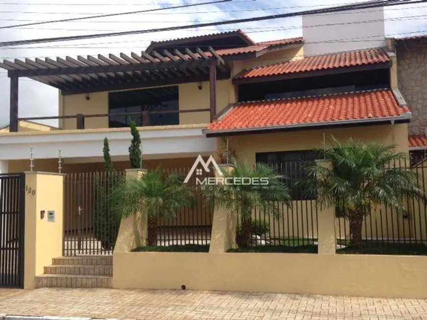 Foto 1 de Casa com 4 Quartos à venda, 360m² em Ressacada, Itajaí