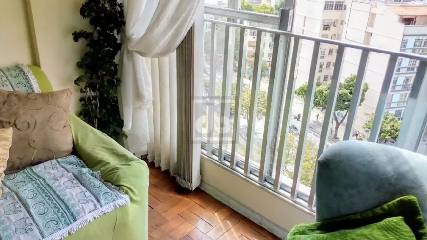 Foto 1 de Apartamento com 3 Quartos à venda, 89m² em Praça da Bandeira, Rio de Janeiro