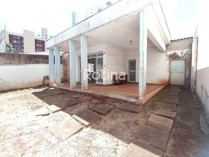 Foto 1 de Casa com 3 Quartos à venda, 166m² em Fundinho, Uberlândia