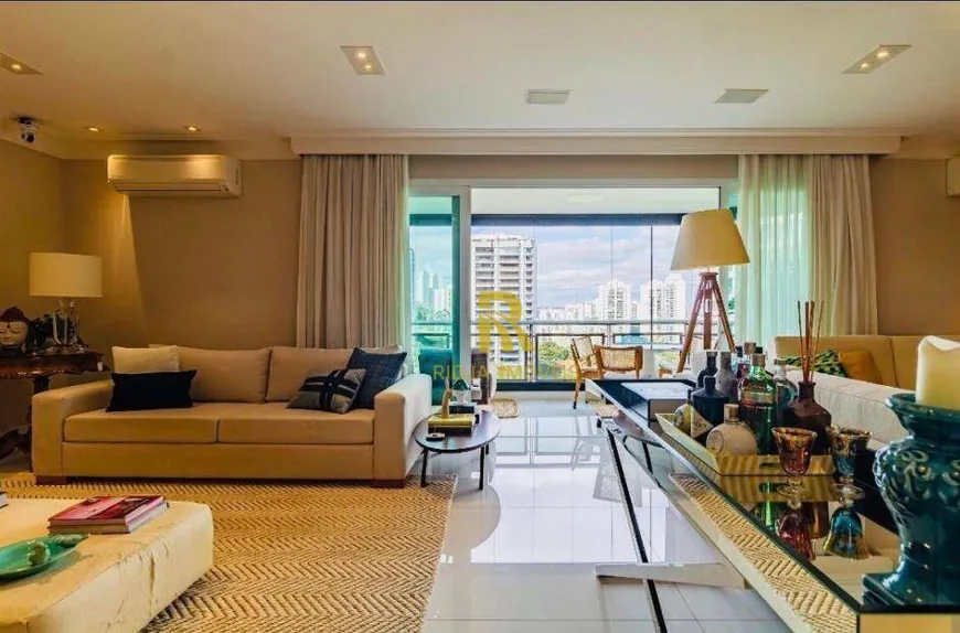 Foto 1 de Apartamento com 4 Quartos à venda, 350m² em Santo Amaro, São Paulo