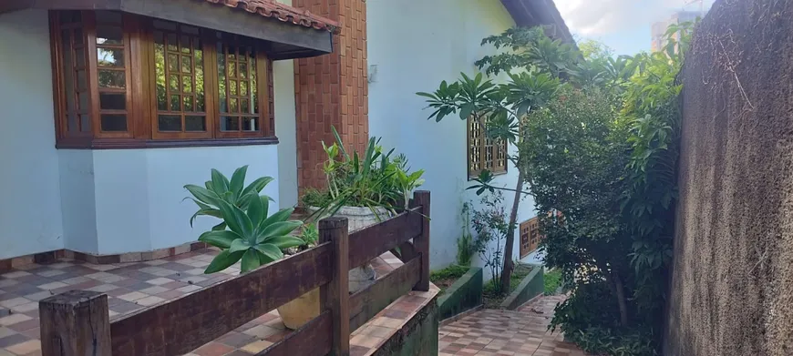 Foto 1 de Sobrado com 5 Quartos para venda ou aluguel, 570m² em Vila Esperia ou Giglio, Atibaia