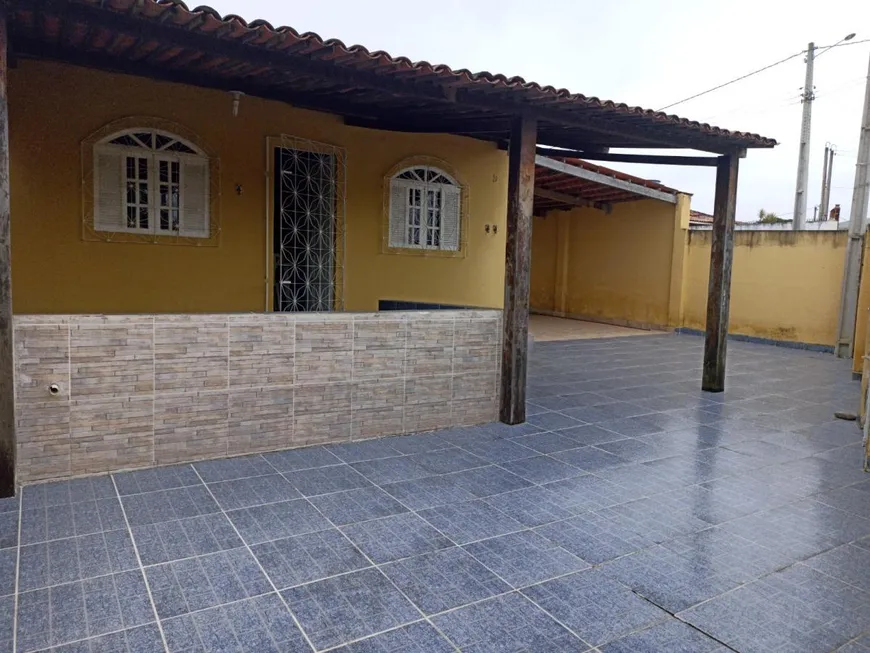 Foto 1 de Casa com 2 Quartos à venda, 400m² em Santo Antônio, Bezerros