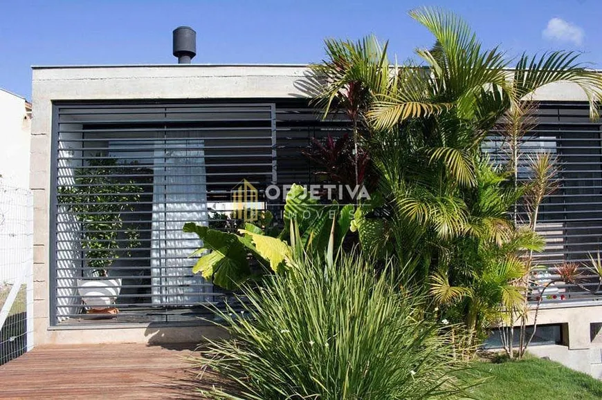 Foto 1 de Casa com 2 Quartos à venda, 171m² em Guarujá, Porto Alegre
