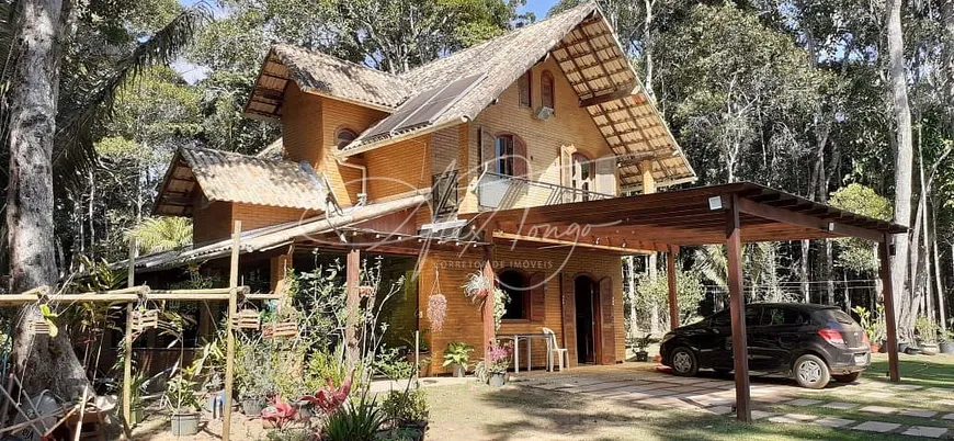 Foto 1 de Fazenda/Sítio com 3 Quartos à venda, 120m² em Centro, Santa Teresa