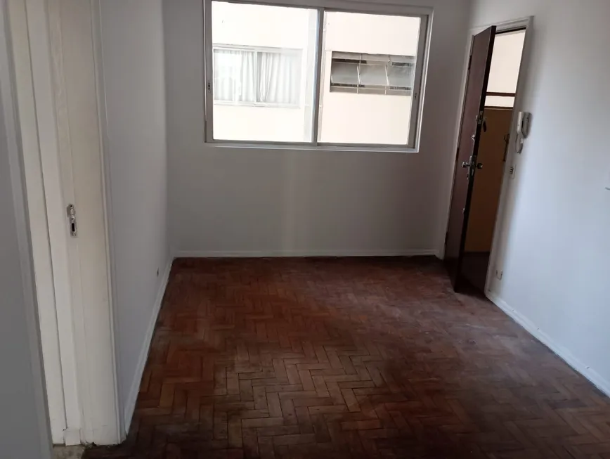 Foto 1 de Apartamento com 2 Quartos para alugar, 50m² em Vila Buarque, São Paulo