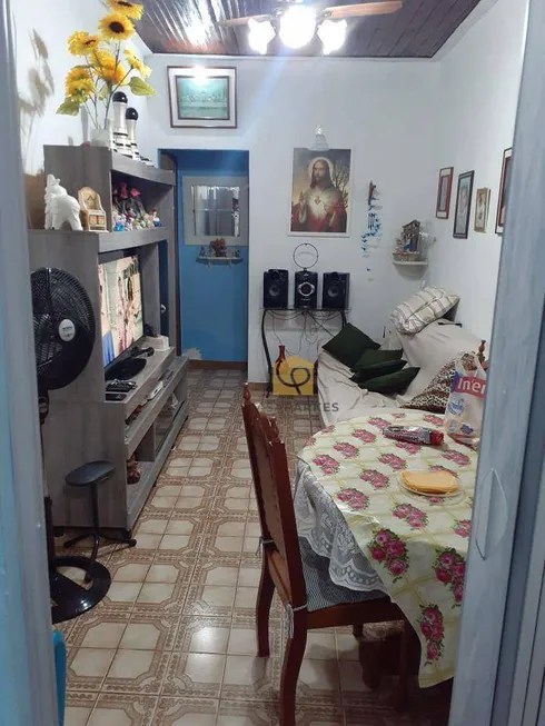 Foto 1 de Casa com 2 Quartos à venda, 120m² em Penha, Rio de Janeiro