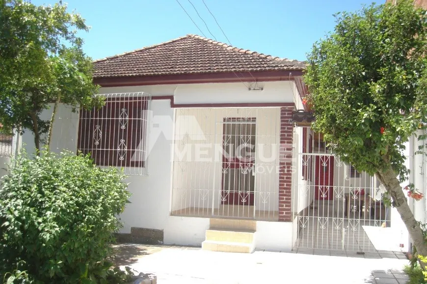 Foto 1 de Casa com 1 Quarto à venda, 126m² em Vila Jardim, Porto Alegre