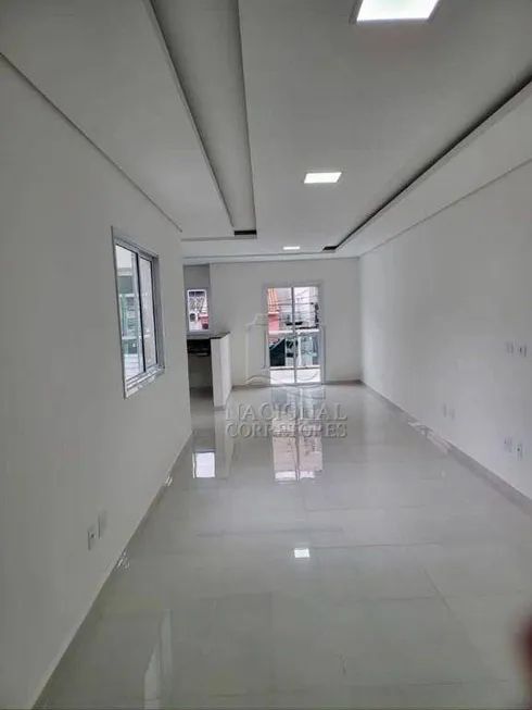 Foto 1 de Sobrado com 3 Quartos para venda ou aluguel, 120m² em Vila Curuçá, Santo André