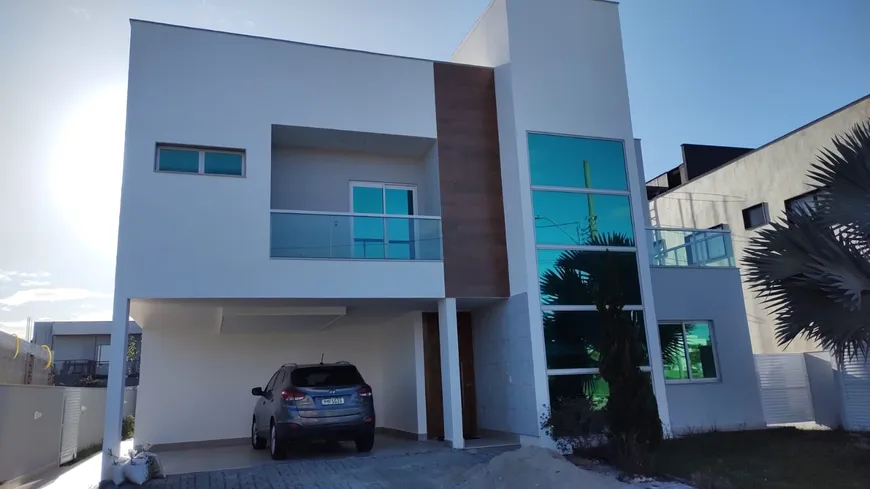 Foto 1 de Casa de Condomínio com 3 Quartos à venda, 320m² em Alphaville Jacuhy, Serra