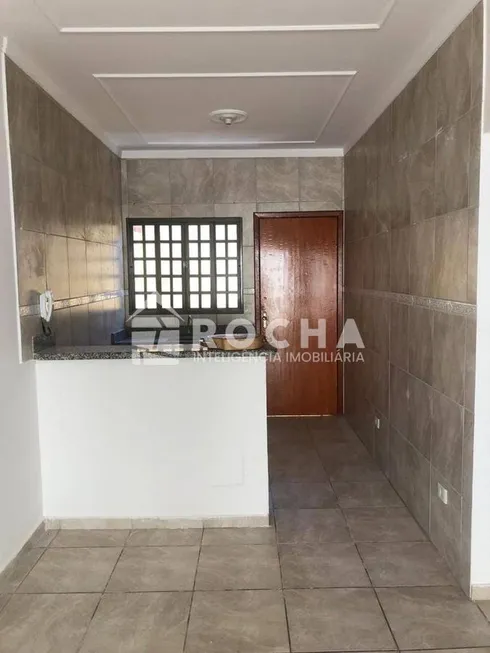 Foto 1 de Casa de Condomínio com 2 Quartos à venda, 45m² em Monte Castelo, Campo Grande