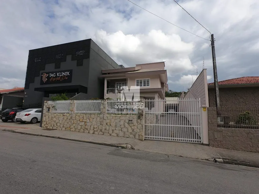 Foto 1 de Casa com 2 Quartos à venda, 200m² em Sao Luiz, Brusque
