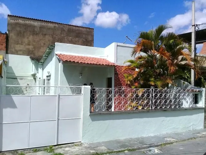 Foto 1 de Casa com 2 Quartos à venda, 58m² em Santa Eugênia, Nova Iguaçu
