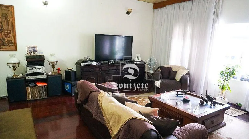 Foto 1 de Casa com 3 Quartos à venda, 243m² em Vila Gilda, Santo André