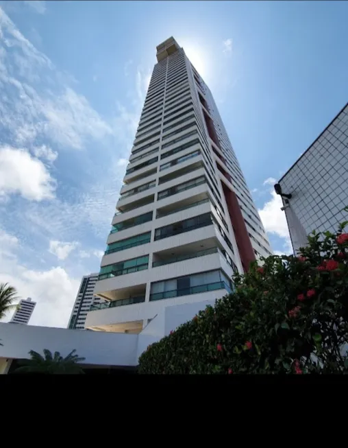Foto 1 de Apartamento com 4 Quartos para alugar, 207m² em Madalena, Recife