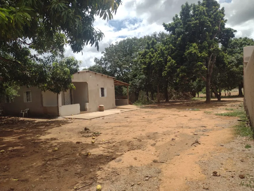 Foto 1 de Casa com 2 Quartos à venda, 1350m² em Residencial Bica do DER, Brasília