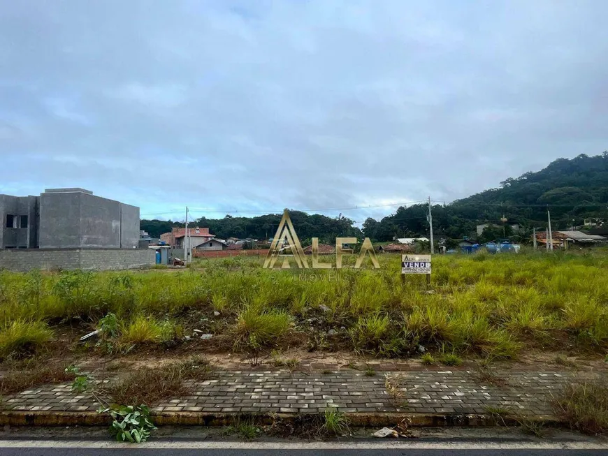 Foto 1 de Lote/Terreno à venda, 300m² em Nossa Senhora de Fátima, Penha