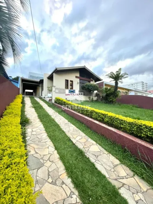 Foto 1 de Casa com 4 Quartos à venda, 183m² em Oficinas, Ponta Grossa